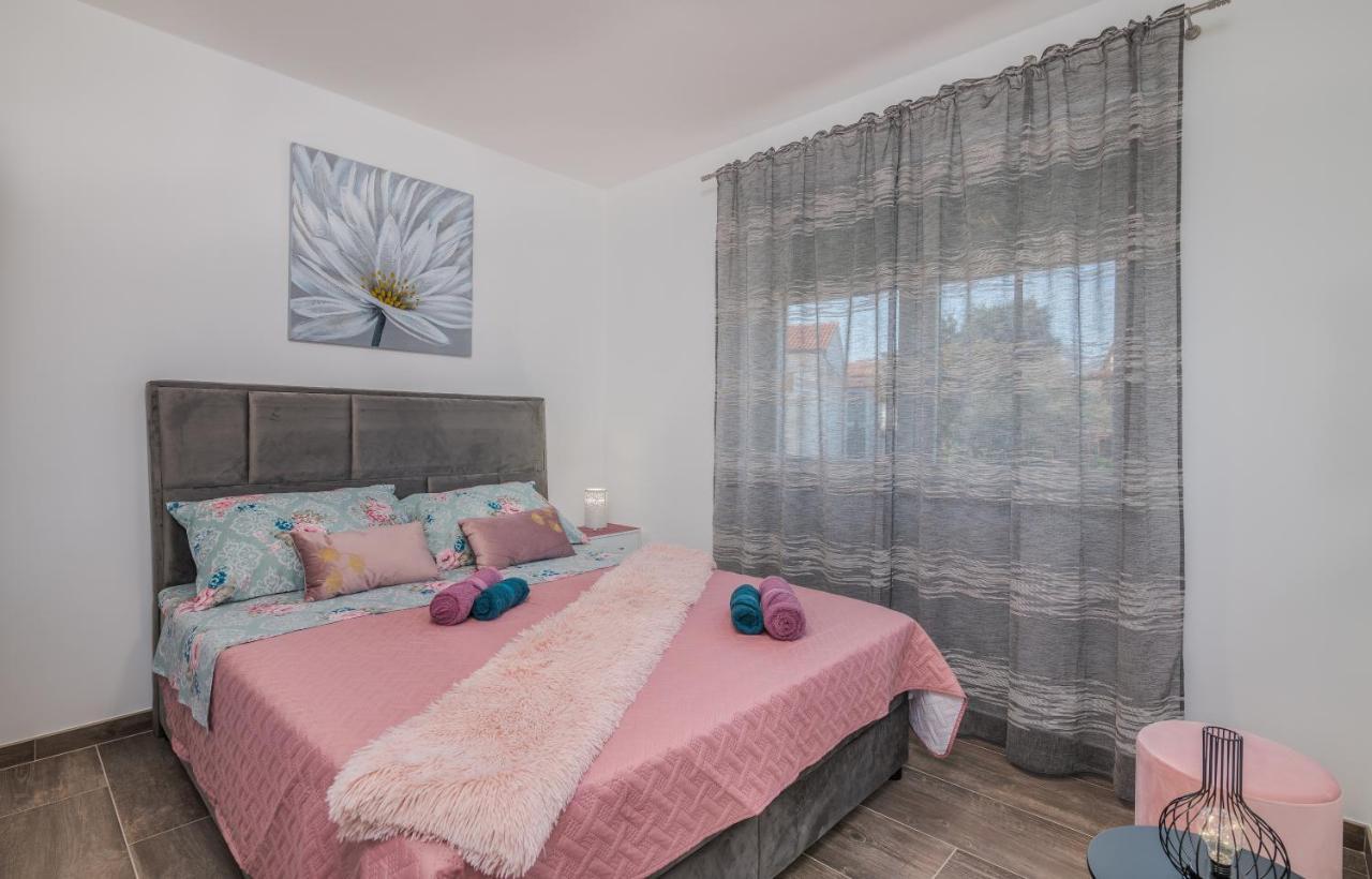 Apartman Luxury Lure Krk Town Exterior foto